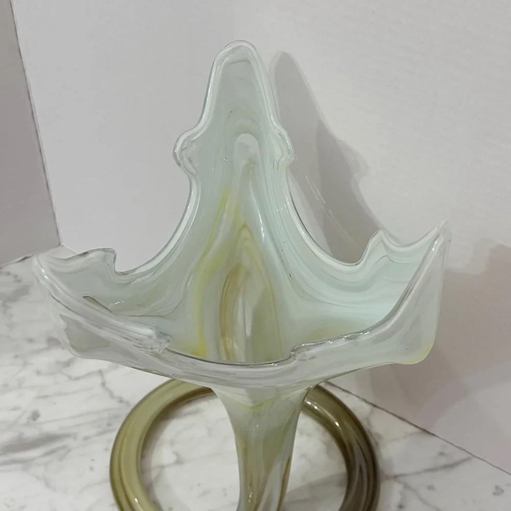 Vintage Murano Style Hand-Blown‎ Art Glass Vase Yellow White Swirl Pattern